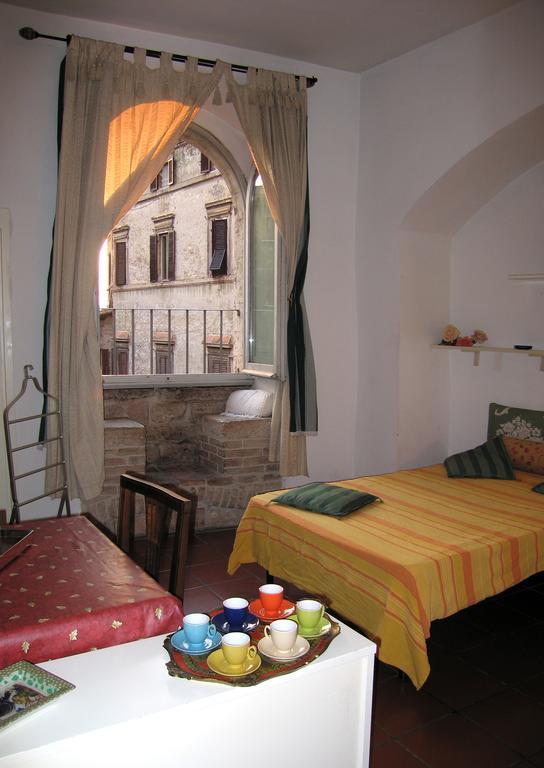 Residenza Turrena Aparthotel Perugia Habitación foto