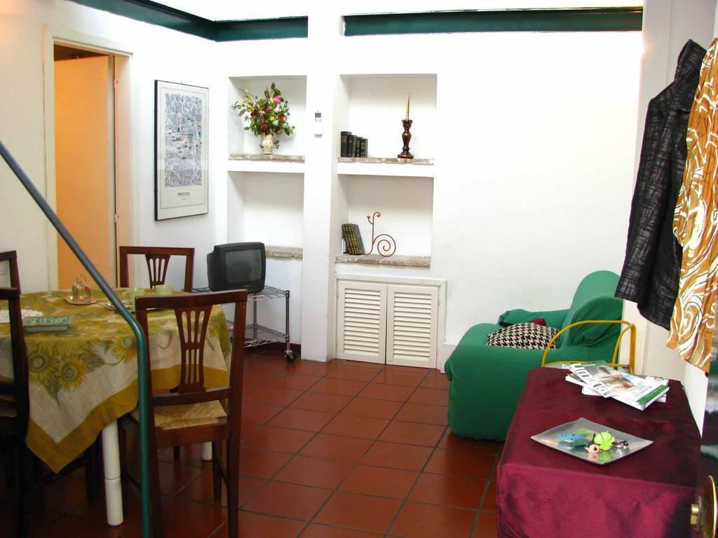 Residenza Turrena Aparthotel Perugia Habitación foto